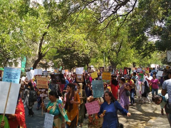 women_march_in_india_4