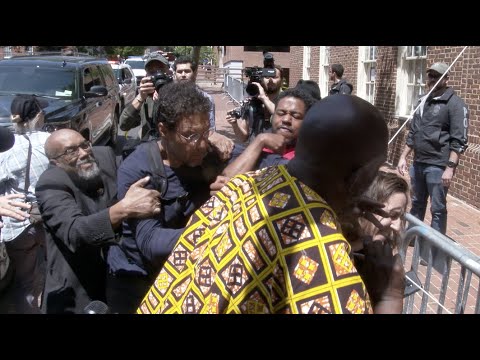 Venezuelan Embassy: Jesse Jackson, Activists Deliver Food Amidst Violence