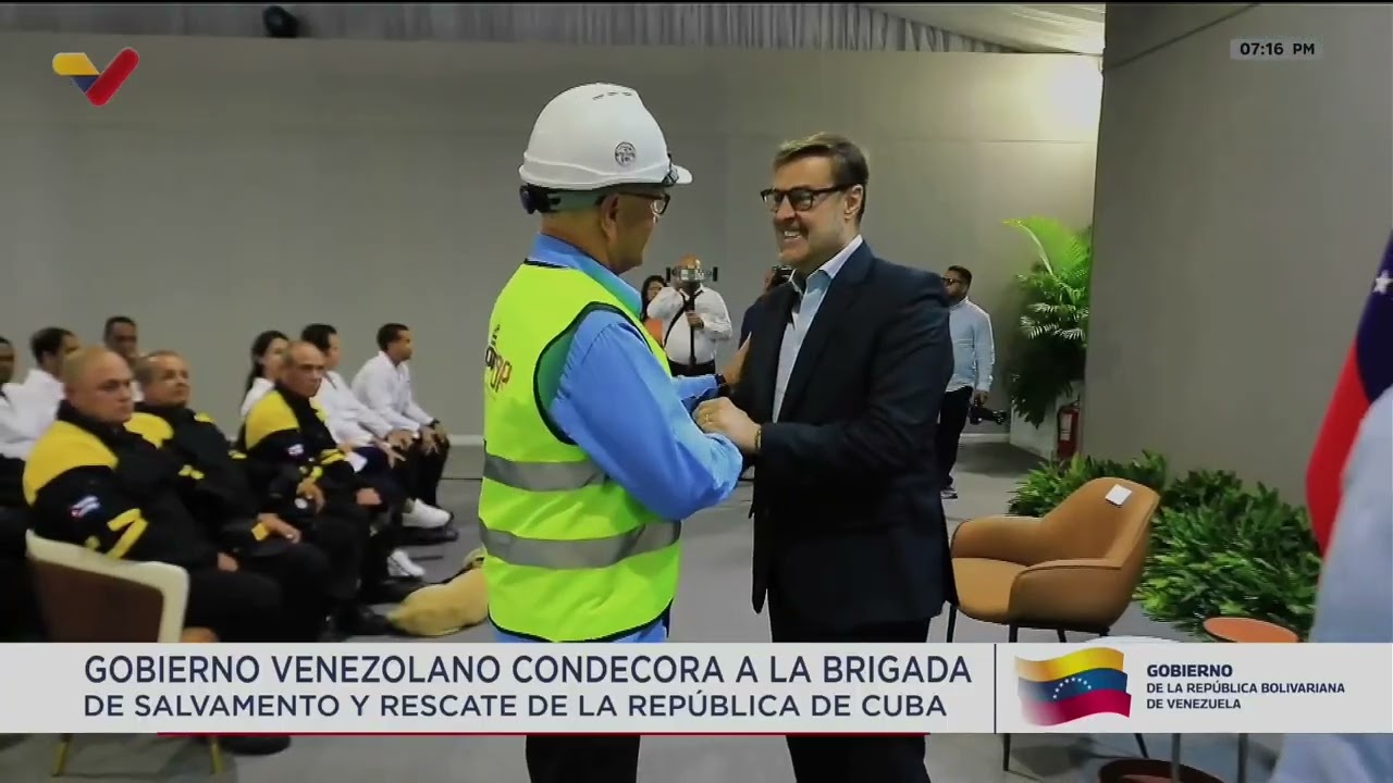 Venezuela condecora brigada de rescate de Cuba por ayuda tras terremoto, 25 julio 2026