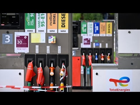 France's fuel shortage causes frustration for motorists, anxiety for government • FRANCE 24 English