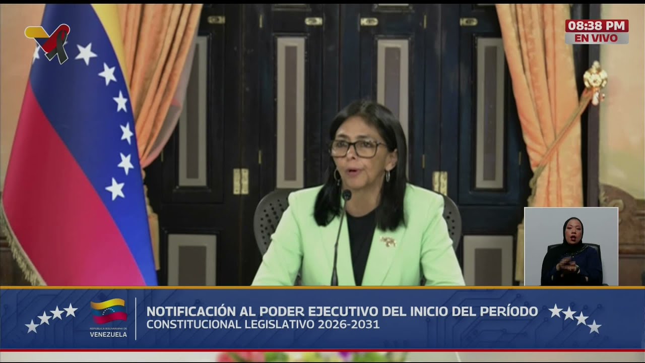 Delcy Rodríguez recibe comisión de la Asamblea Nacional para notificación de nueva Directiva