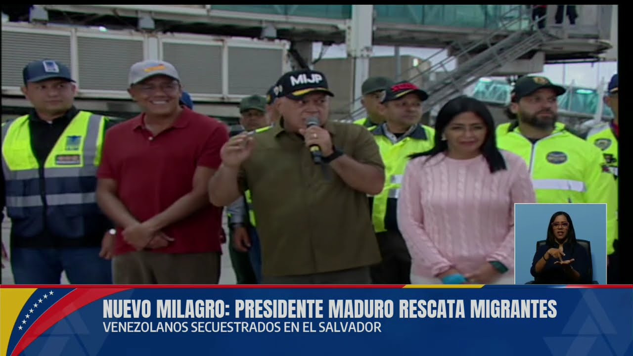 Llega primer avión con venezolanos liberados del CECOT El Salvador, 18 de julio de 2025