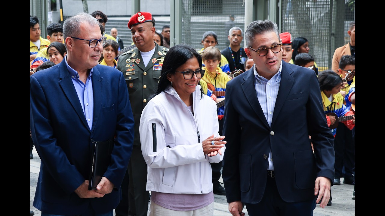 Delcy Rodríguez en la Gala Musical por el Día Nacional del Cuatro, 17 de abril de 2026