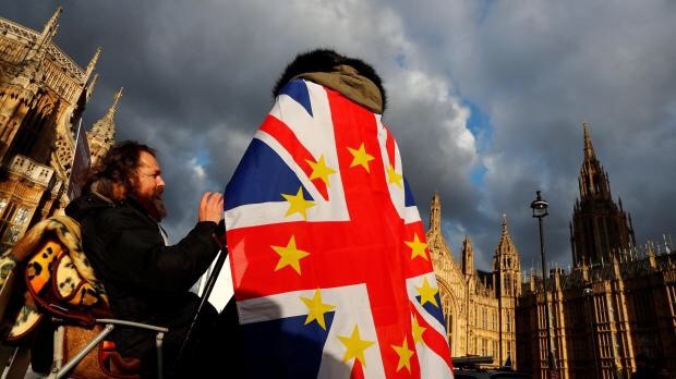 0205fe06-9bf9-4613-9666-4120d7a1a558-264-0000004556e52241