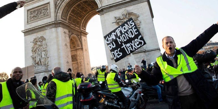 17620105lpw-17620112-article-gilets-jaunes-societe-france-jpg_5759577_1250x625-768x384