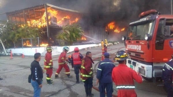 b7170657-ebb2-4001-830f-ddb1f142200f-10406-00000e3499467e3e