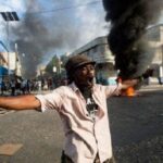 d2f53waxcaanuvw.jpg_1718483346