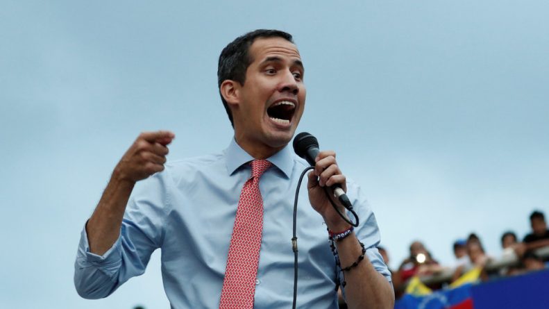 5c8ab0f3dda4c8235f8b4595