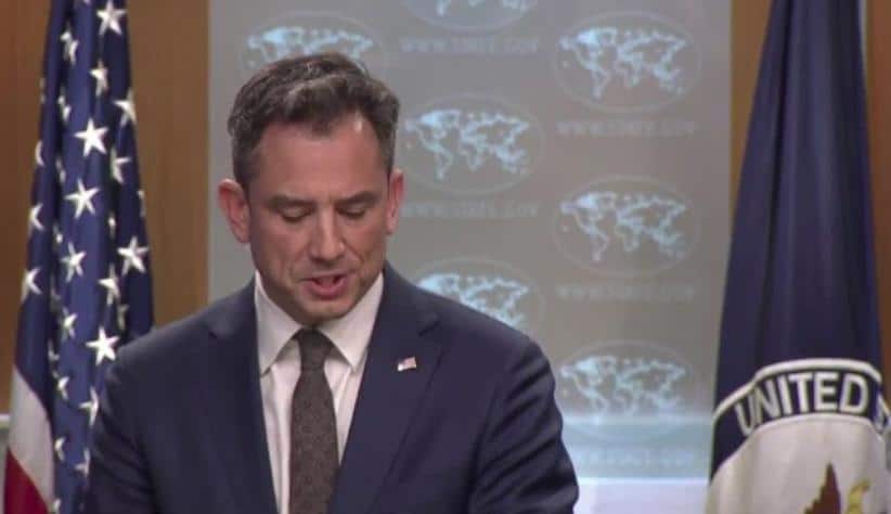 Screenshot at 13-28-32