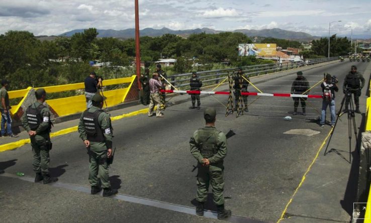 Screenshot at 14-33-41