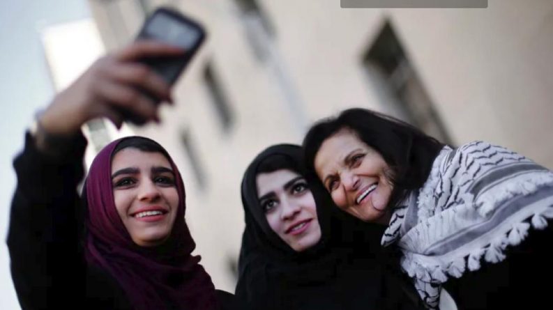 Screenshot at 14-34-44