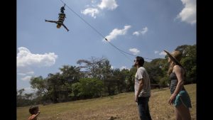 Venezuela_Wedding_Amid_Crisis_69020_14837423_ver1.0_640_360