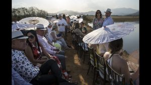 Venezuela_Wedding_Amid_Crisis_76108_14837427_ver1.0_640_360