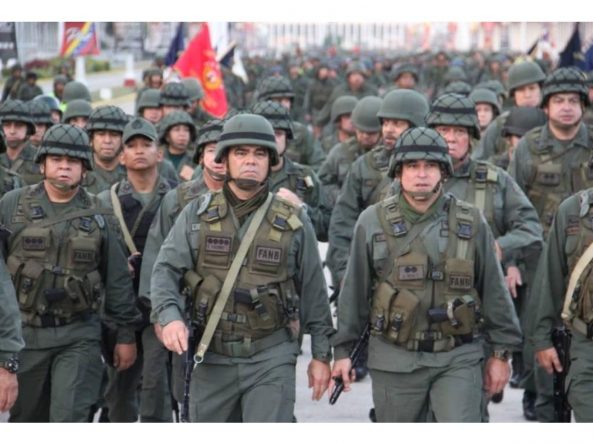 venezuela_vladimir_padrino_lopez_ejercicios_militares_lealtad_maduro.jpg_271325807