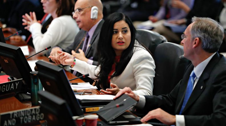 AP_19099656680482_edited