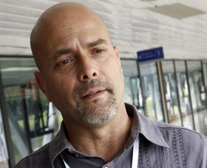 Gerardo-sobre-Assange1