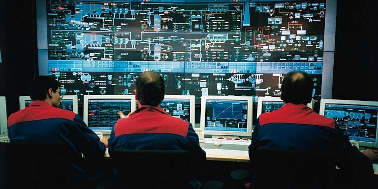 Leitstand_2-2514x1257-768x384