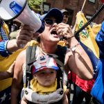 AP_19120636847116_edited