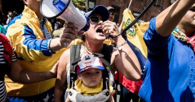 AP_19120636847116_edited