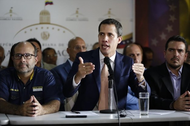 B88704159Z.1_20190512170937_000_GNBJB7AA.3-0_Super_Portrait