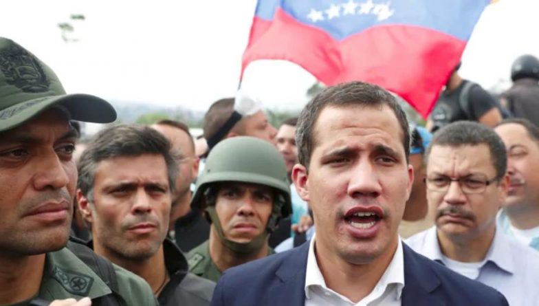 Screenshot at 16-52-32