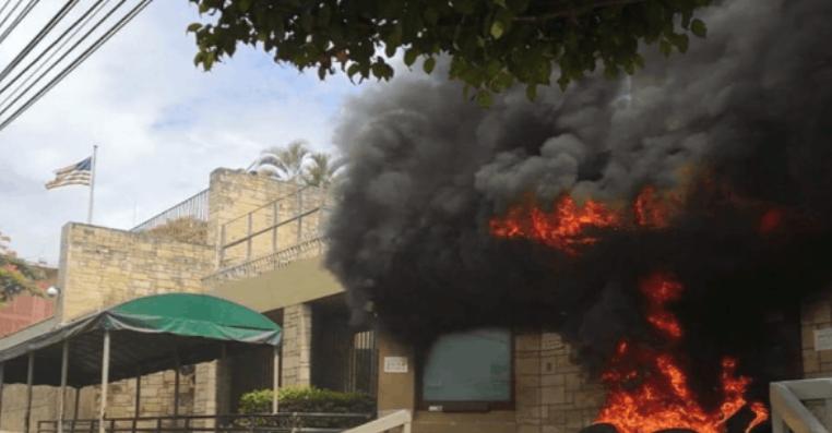 Screenshot at 18-43-54