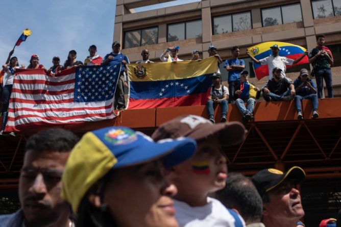 venezuela-3rdld-writethru-24776b4a-6d06-11e9-8f44-e8d8bb1df986-jpg