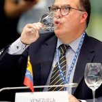 030283f6c1684cdbb8133a0142b6440e_18