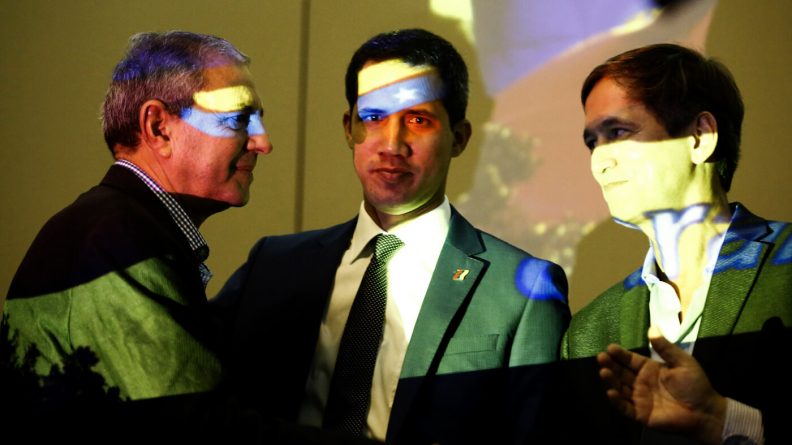 AP_19158686616291_edited