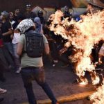 orlando-figuera-siendo-quemado