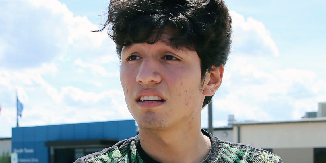 5d398f9736e03c6f37049ea2-1136-568