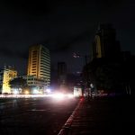 Venezuela a oscuras por otro apagón que el Gobierno denuncia como un ataque