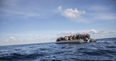 ef2453468e134fc3a2dd4b3e65821a82_18