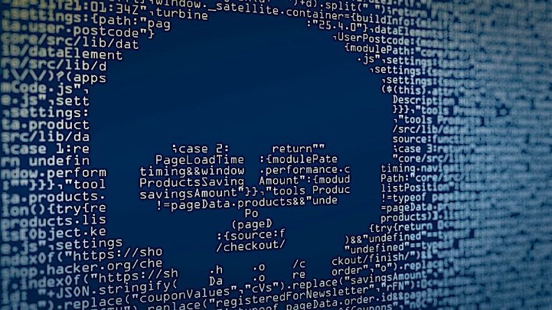 malicious-code-4036349_960_720