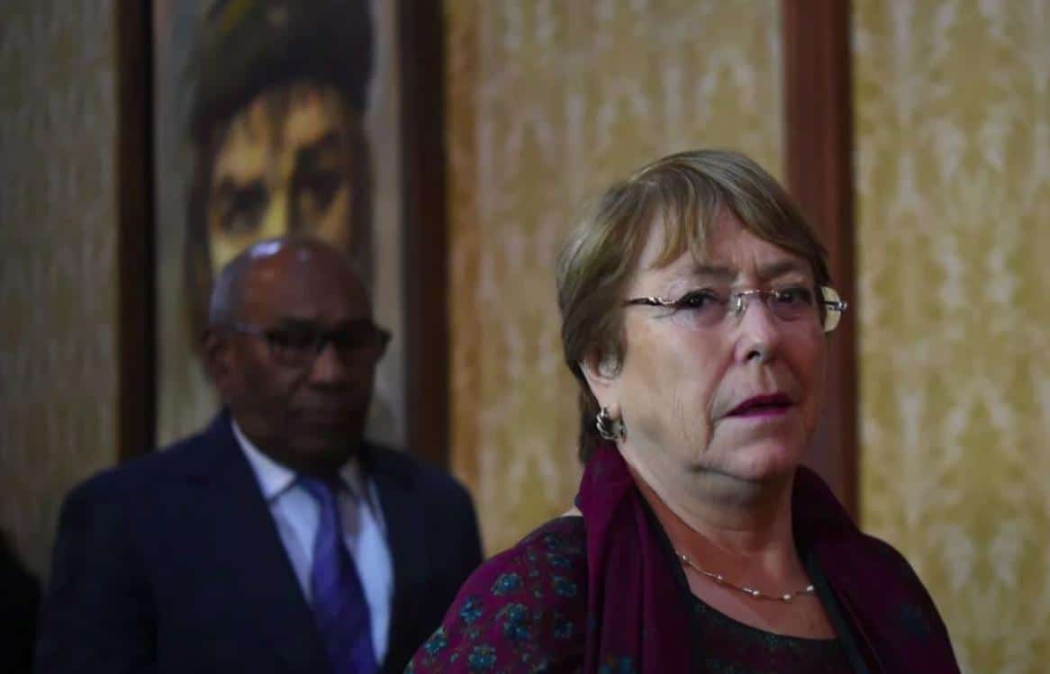 Screenshot at 16-53-52