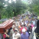 ob_2f5bef_ear0av4uyaugwpz