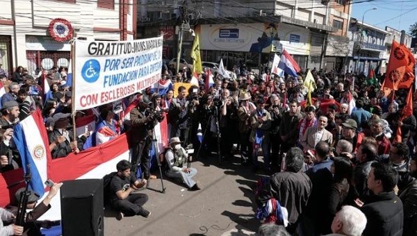paraguay_protest_against_president.jpg_1718483346