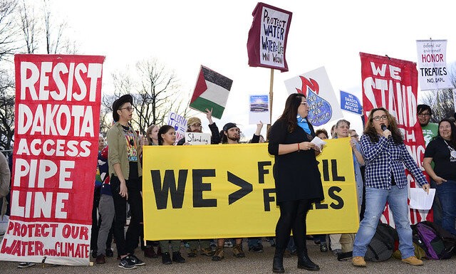 32669737921_5d13b318a9_z