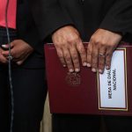 mesadialogobertuchi_we52301568832951-768x512