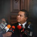 mesadialogobertuchi_we52381568832952-768x512