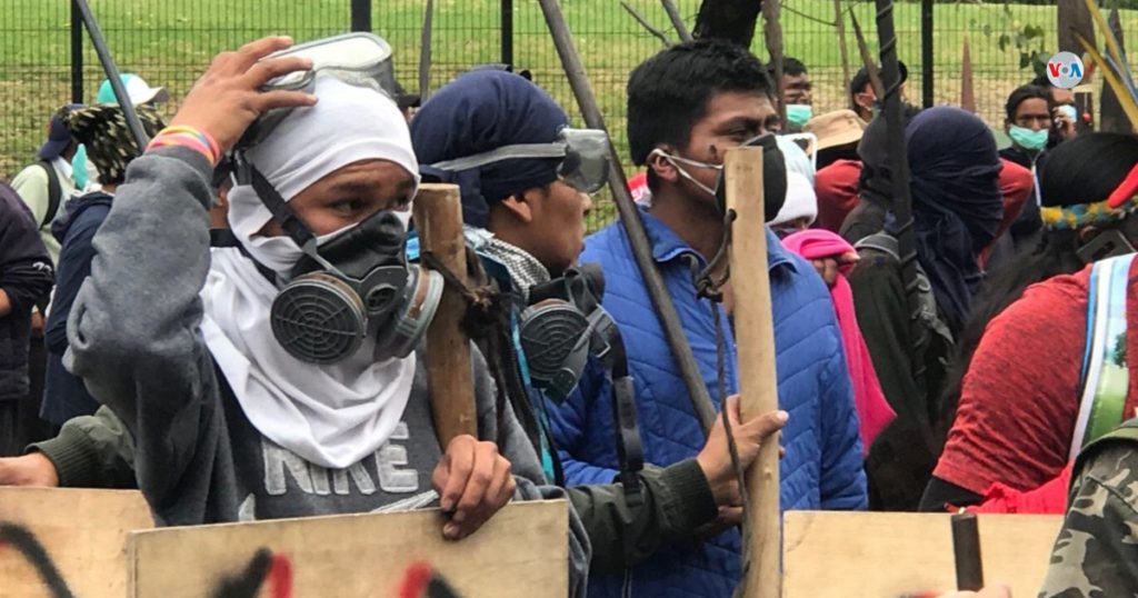 Ecuador-Protesters-1024x538