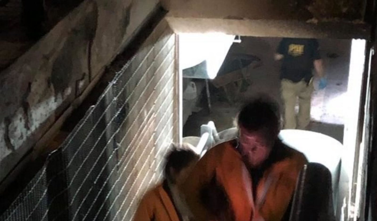 Screenshot at 23-04-36