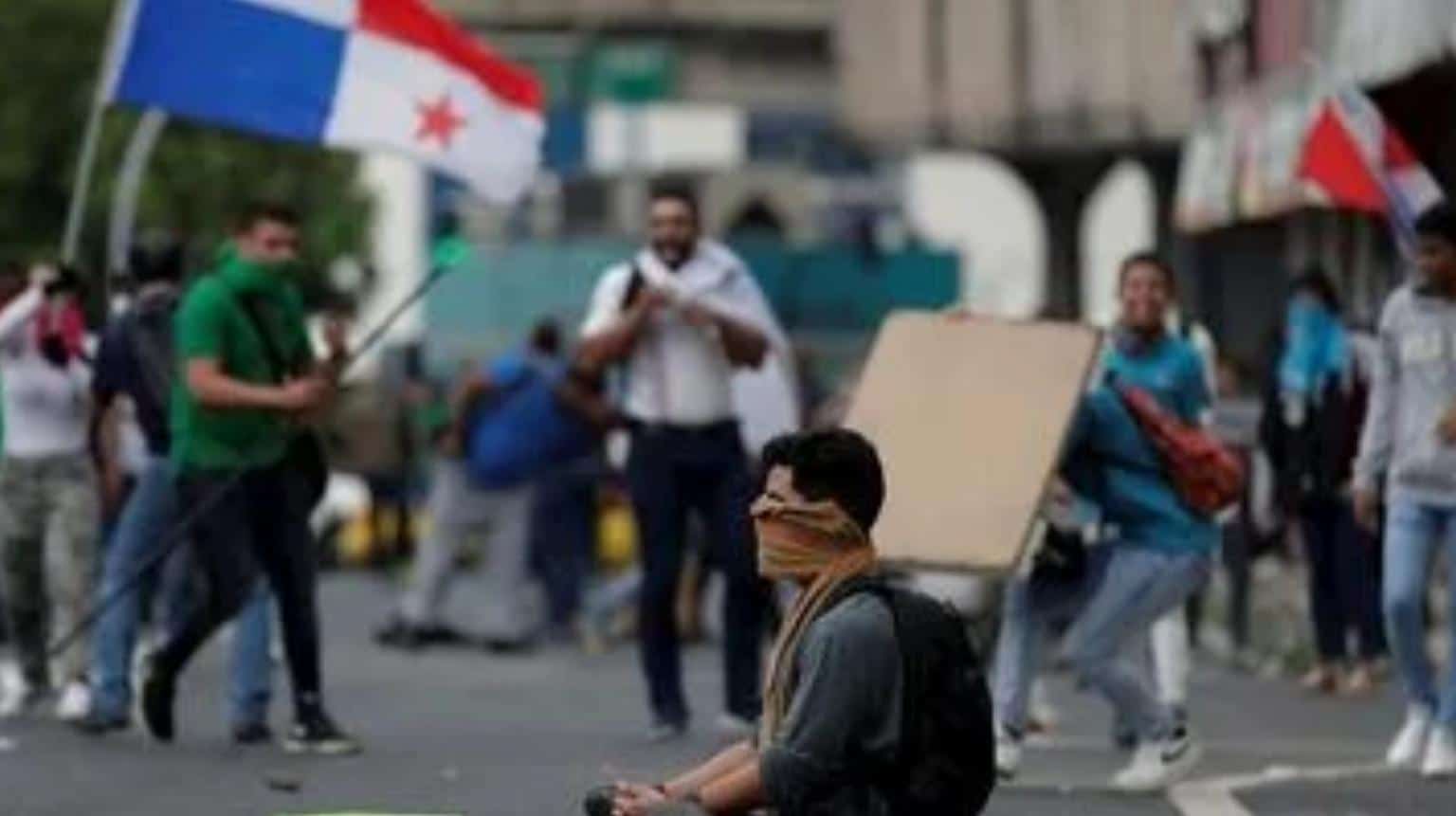 Screenshot at 23-44-10