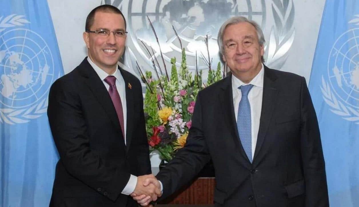 Screenshot at 00-36-48