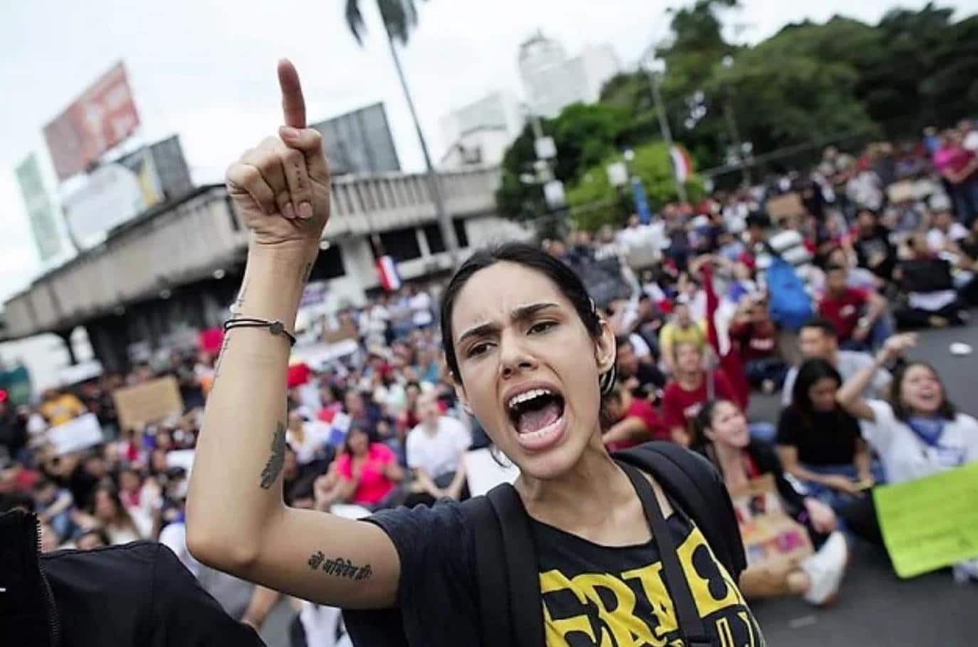 Screenshot at 00-51-12.jpg