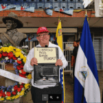 mark_ofrenda_floral_para_augusto_ce_sar_sandino-b21bf