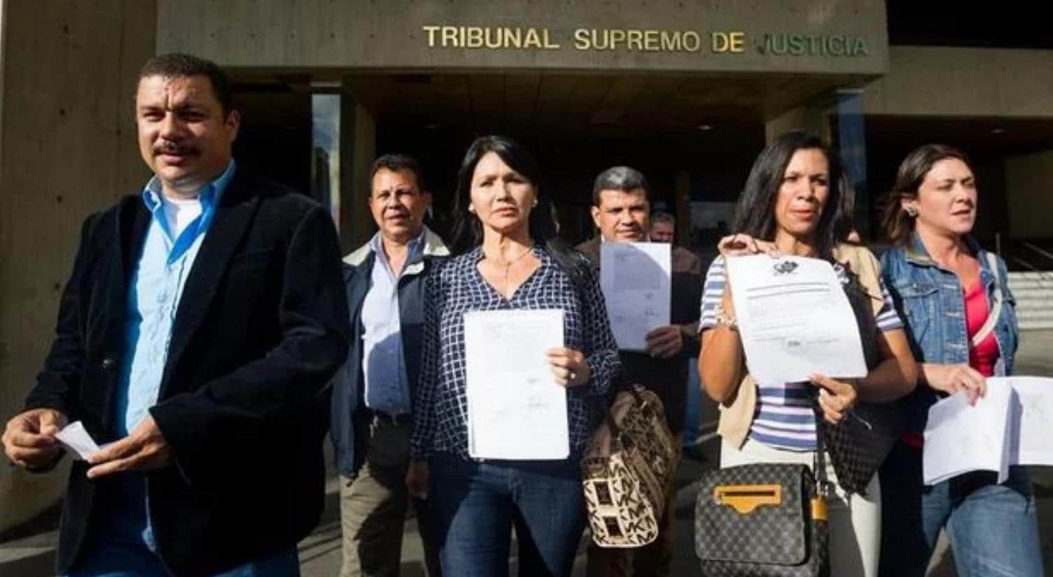 Screenshot at 00-12-02