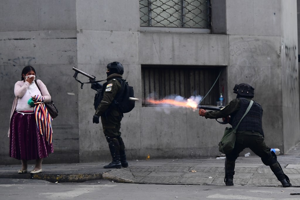 bolivia_police_2019_afp.jpg