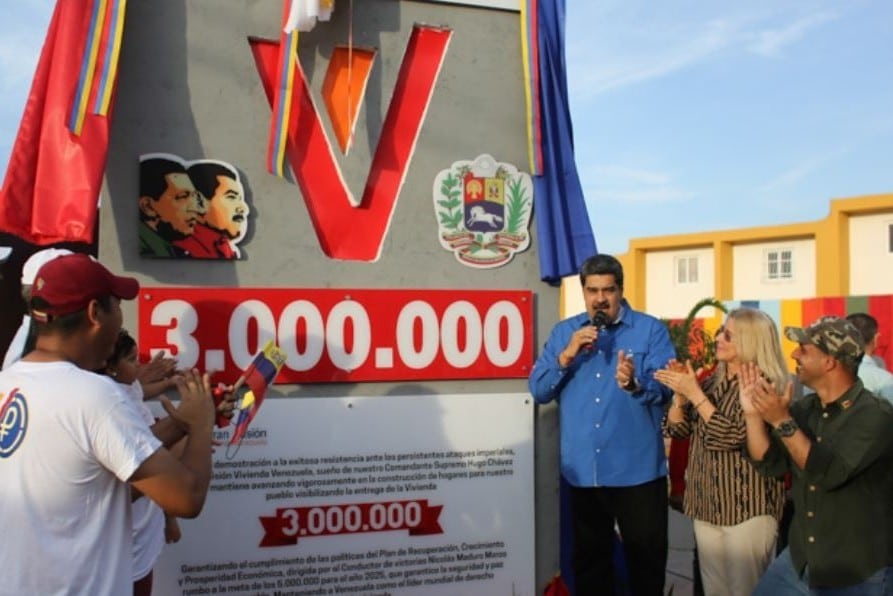 President Maduro Delivered the 3 Millionth House (as Promised ...