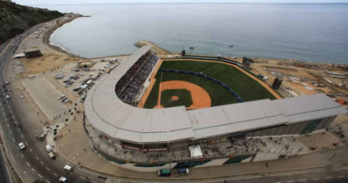 Estadio-de-beisbol-Forum-de-La-Guaira